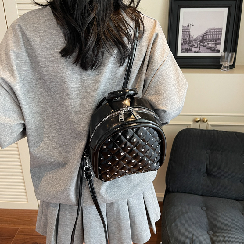 designer High-End Niche Quilted Diamond-Studded Double-Shoulder Small Bag for Women 2025 New Fashion Versatile Backpack Handbag