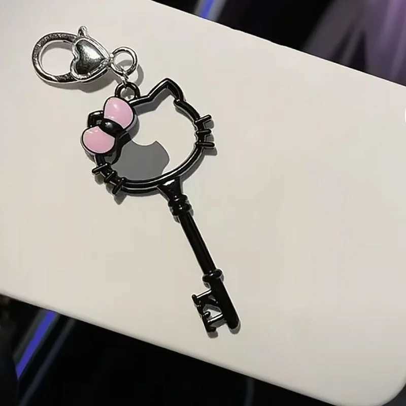 Cute Keychain Creative Car Keychains Bag Pendant Jewelry Trinket Girls Car Key Ring Pendant Friends Gift Key Chains for Women M250604