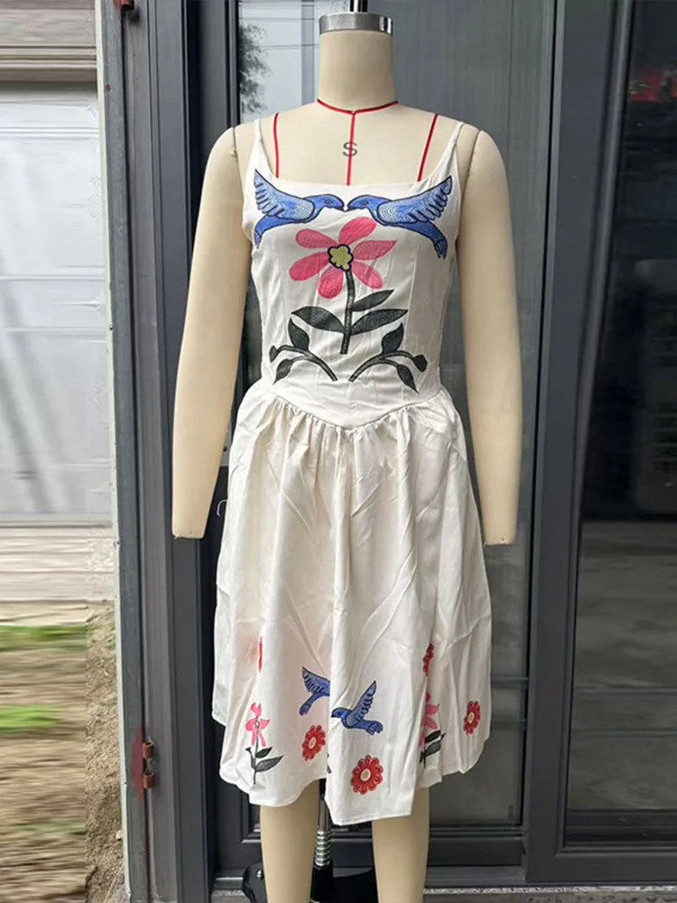 Woman Floral Embroidery Slip Dress Casual Evening Party Tube Empire Sleeveless A-line Print Robes Summer Fashion Vestido 250604