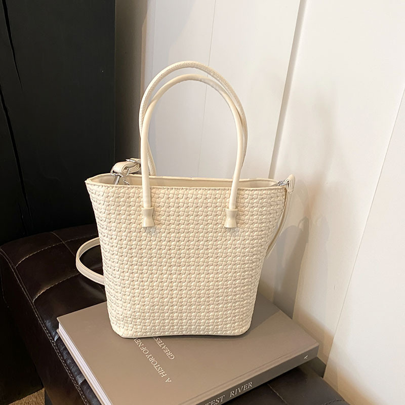 Free Shipping Designer Bag Water Bucket 2025 New High-quality Fashionable Stylish Simple Casual Versatile Portable Trendy Single Shoulder Crossbody Ba