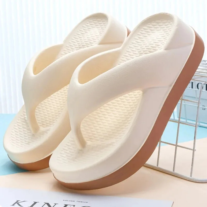 Woman flip flops Shoes 2024 trend Casual Platform Sandals non-slip Outdoor slippers Unique features Flat sandals 250605