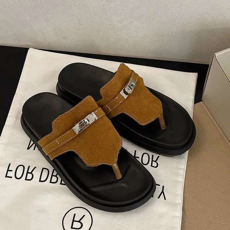 free shipping 2025 new Slippers designer sandals for womens Platform fashion ladies sliders shoes casual Flip-flop Slipper woman outdoor