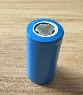 New strong light mini flashlight explodes portable small flashlight outdoor multi-function clip hat light flashlight