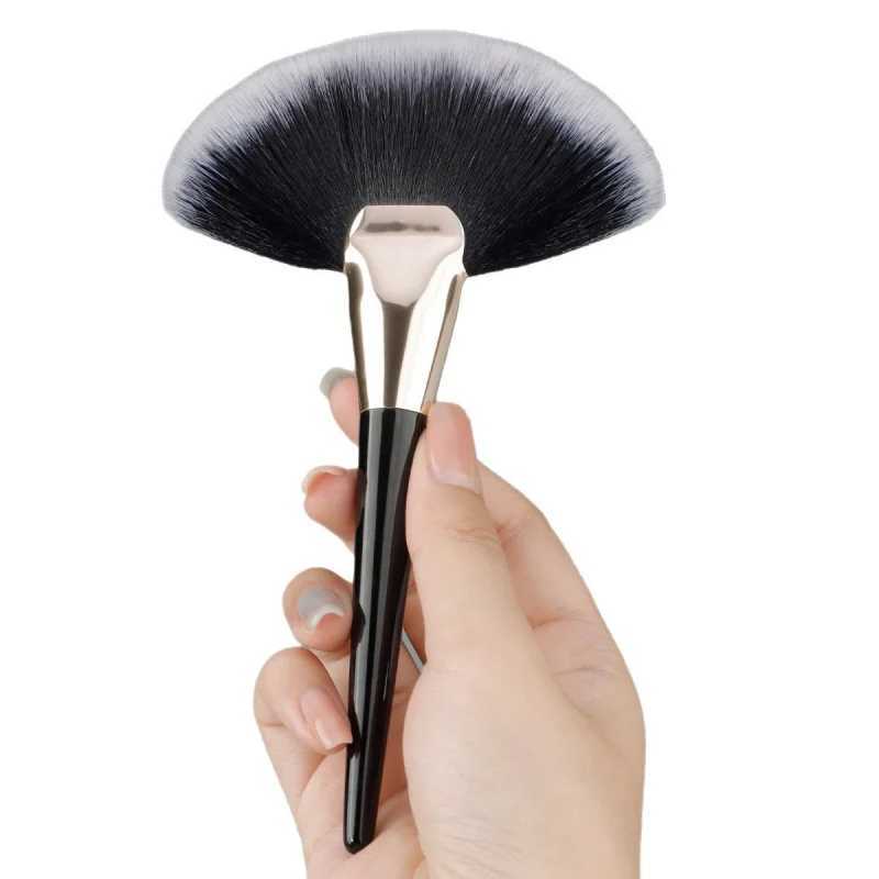 New Large Fan Brush Highlighter Brush Face Powder Brush Face Brightening Brush Soft Bristle Brush Flame MakeupW250605