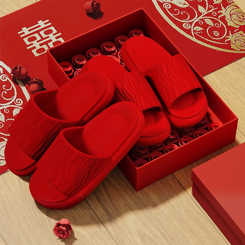 Soft Bottom Eva Cloud Slippers Women Red Thick Platform Pillow Slides Woman 2025 Summer Non Slip Beach Sandals Couple Flip Flops 250605