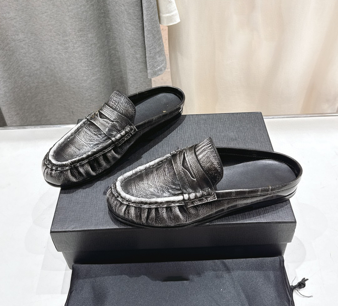 Designer Shoe Fashion Supple Loafer Hand-Stitched Toe Loafer Total Heel Height 1.5CM Classics Flat Penny Mule Leisure MARY JANE Shoes Size 35-41