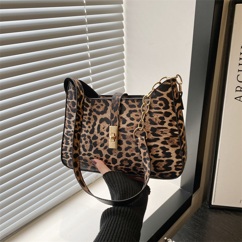 designer Casual Leopard Print Bag for Women 2025 New Fashion Simple Style Trendy Shoulder Underarm Bag Niche Design Crossbody Bag