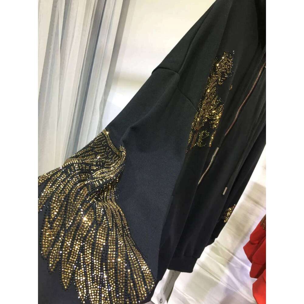 Plus Size Zip-Up Hoodie Tiger Rhinestones Graphic Top Jacket With Pocket for Women Oversized Hooded Sweatshirt Sparkling