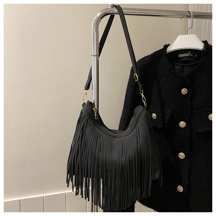 designer 2025 Autumn Winter New Fashion Tassel Handbag Shoulder Tote Bucket Bag Women's Bag Supports Bulk Wholesale
