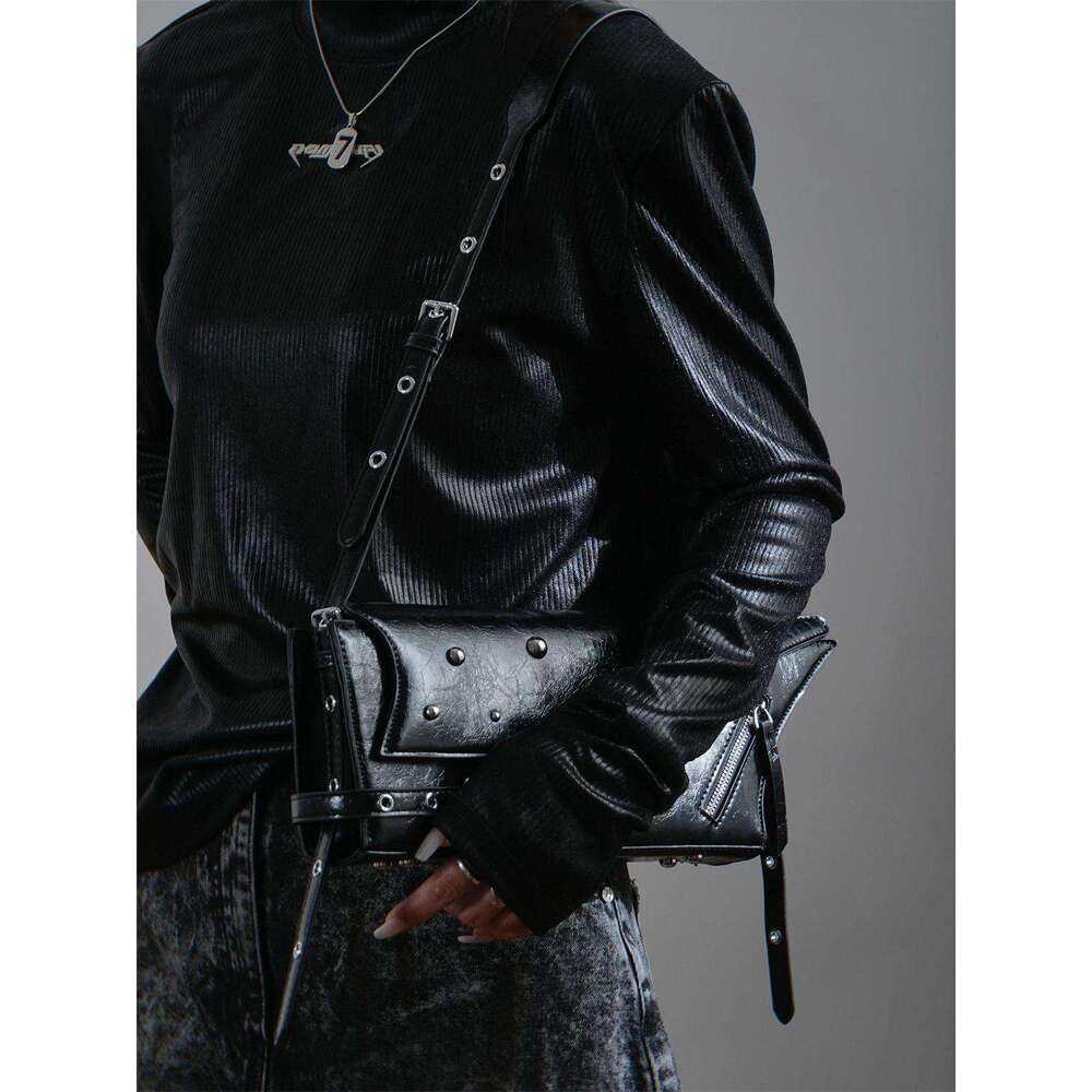 Dark Starry Sky Niche Design Hot Girl Heavy Rivet Functional Underarm Shoulder Crossbody Bag Trend
