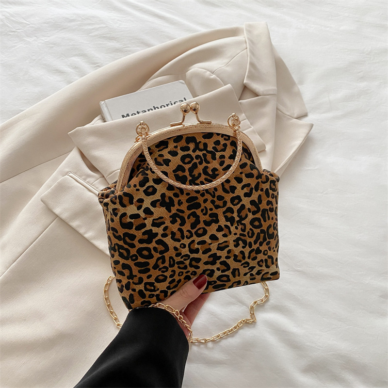 designer 2025 Spring New Fashion Trend Casual Small Square Bag Textured Simple Stylish Women's Niche Shoulder Crossbody Bag