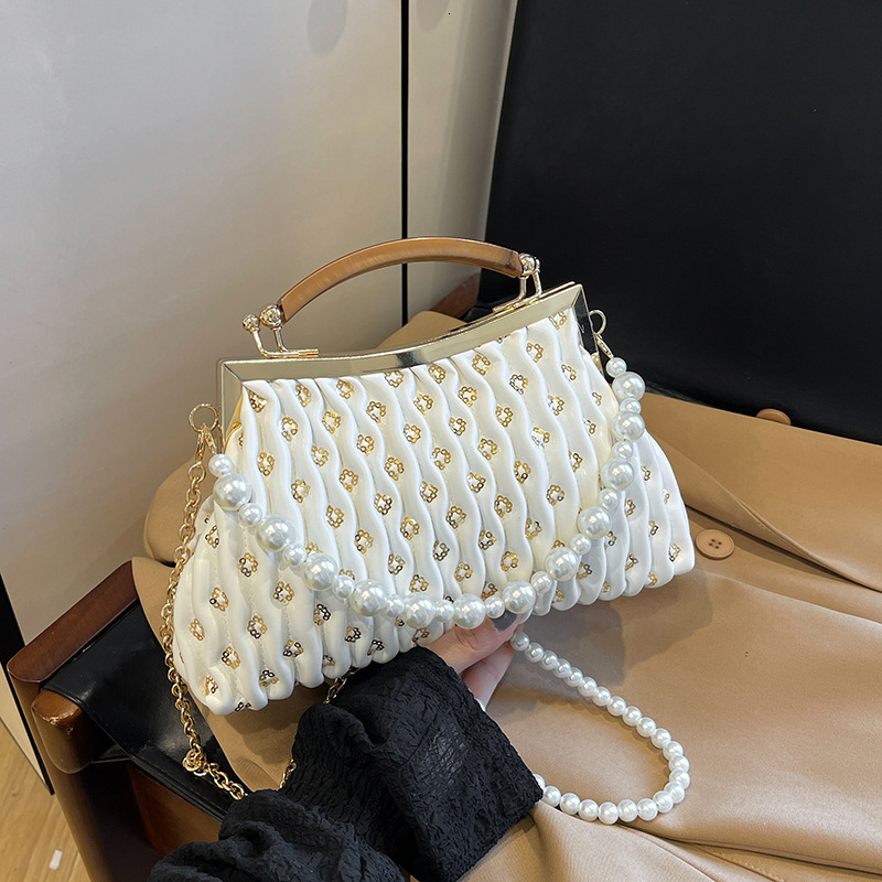 High Quality New Style Chain Beaded Handbag Evening Bag for Women 2025 New Fashion Single Shoulder Bag Retro Texture Crossbody Bag New Free Delivery D