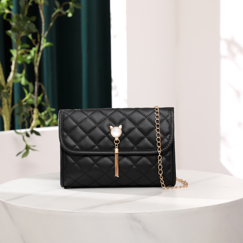 Top brand high-quality new free designer bag new cross-border handbag embroidery high-quality multifunctional shoulder fashion tassel bag new free des