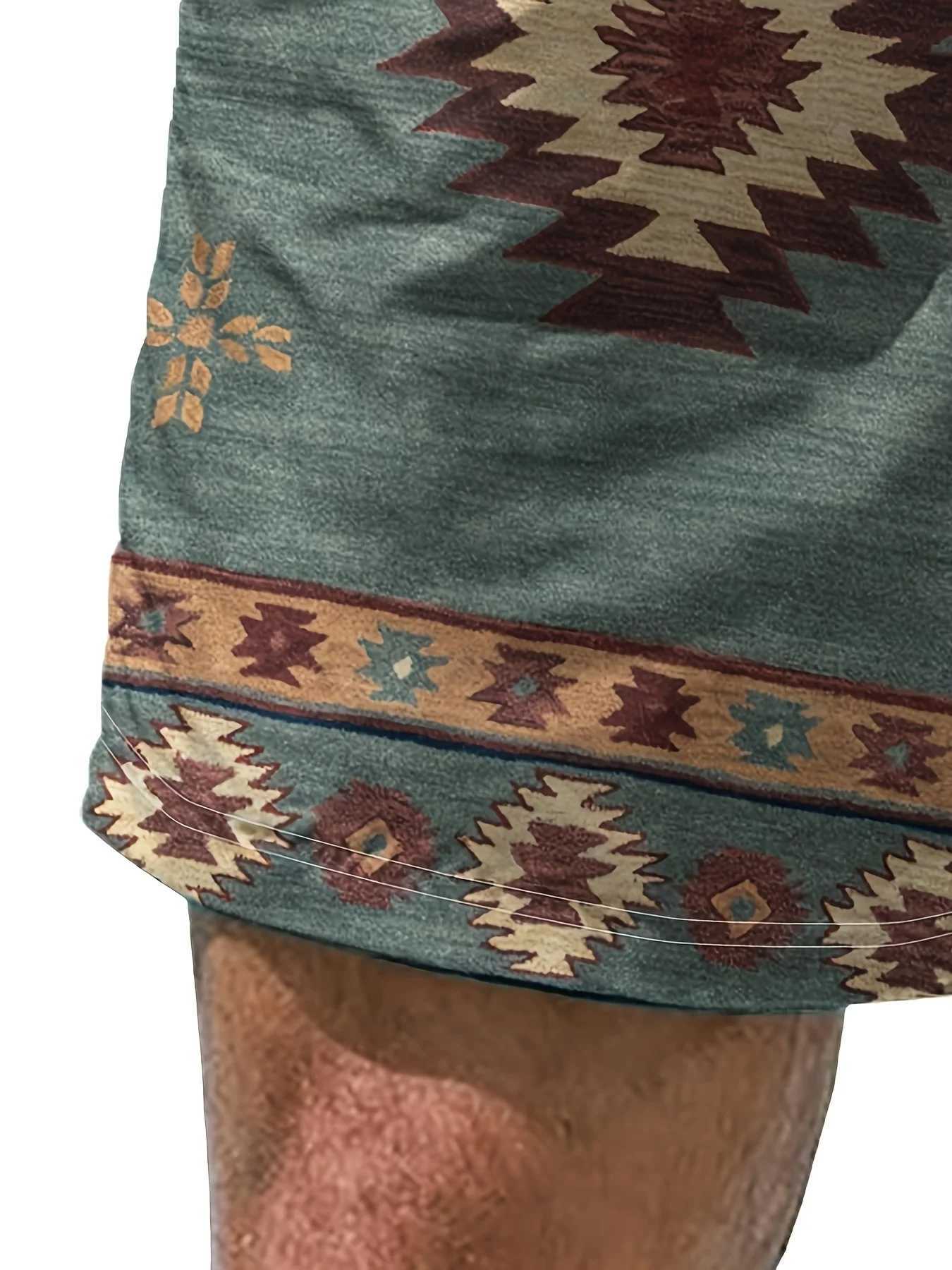 Summer Mens Regular Version Polyester Geometric Print Beach Shorts Suitable for Vacation and Daily Wear Swimming Shorts XJ250605