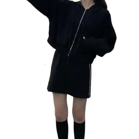 Loose Womens Hoodie Autumn Long Sleeve Short Thin Sporty Top Korean Style Student INS Of The Season Fashion Outerwear 250604