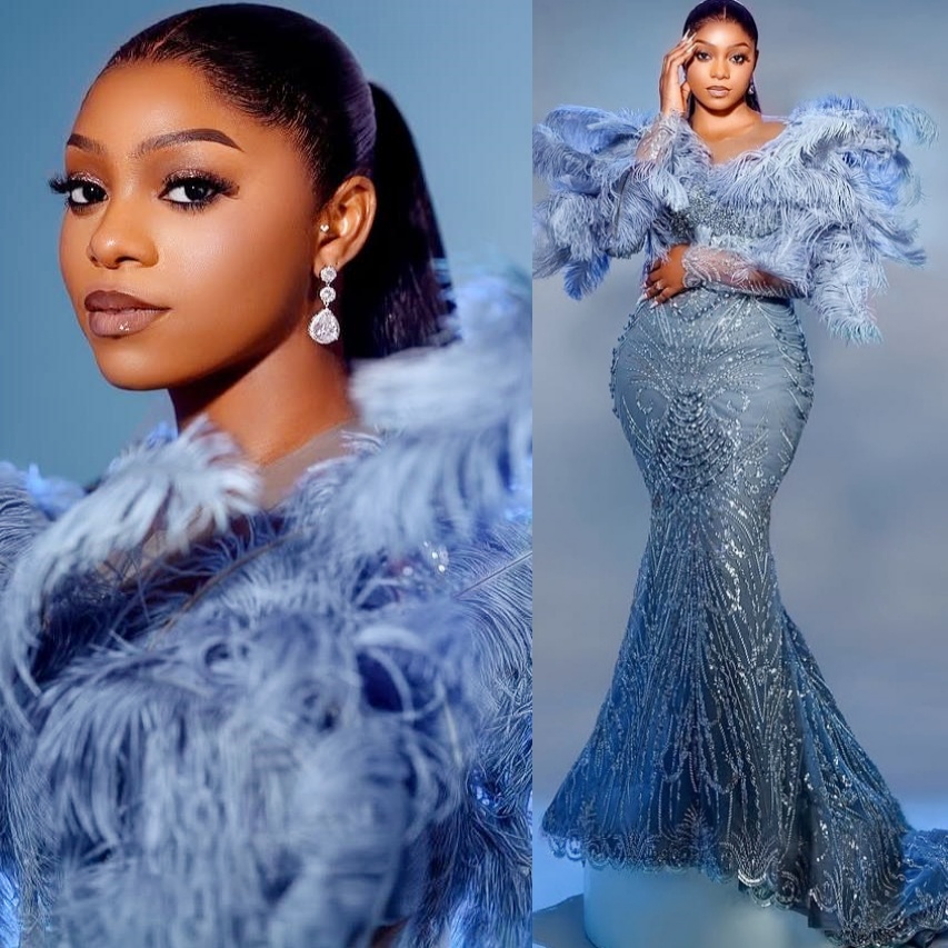 Mermaid Sky Blue Prom Dresses 2025 Feather Sequined Crystals Sparkly Evening Formal Party Second Birthday Engagement Gowns Plus Size Dress For Special