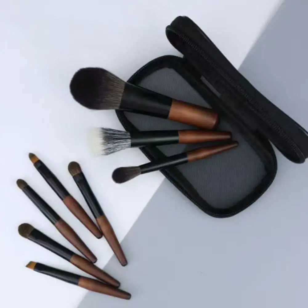 12Pcs Lip liner Mini Makeup Brush Set Wood Furry Eyeshadow Make Up Kit Cosmetic Tool with Storage Box Concealer Brush Set for WomenW250605