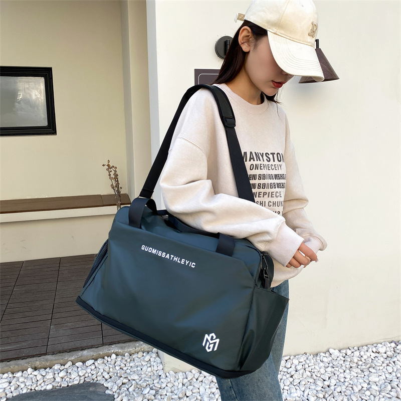 Short for Men and Women, Lightweight Large Capacity Business Trip Travel Handbag Lage Bag Sports Fiess Backpack