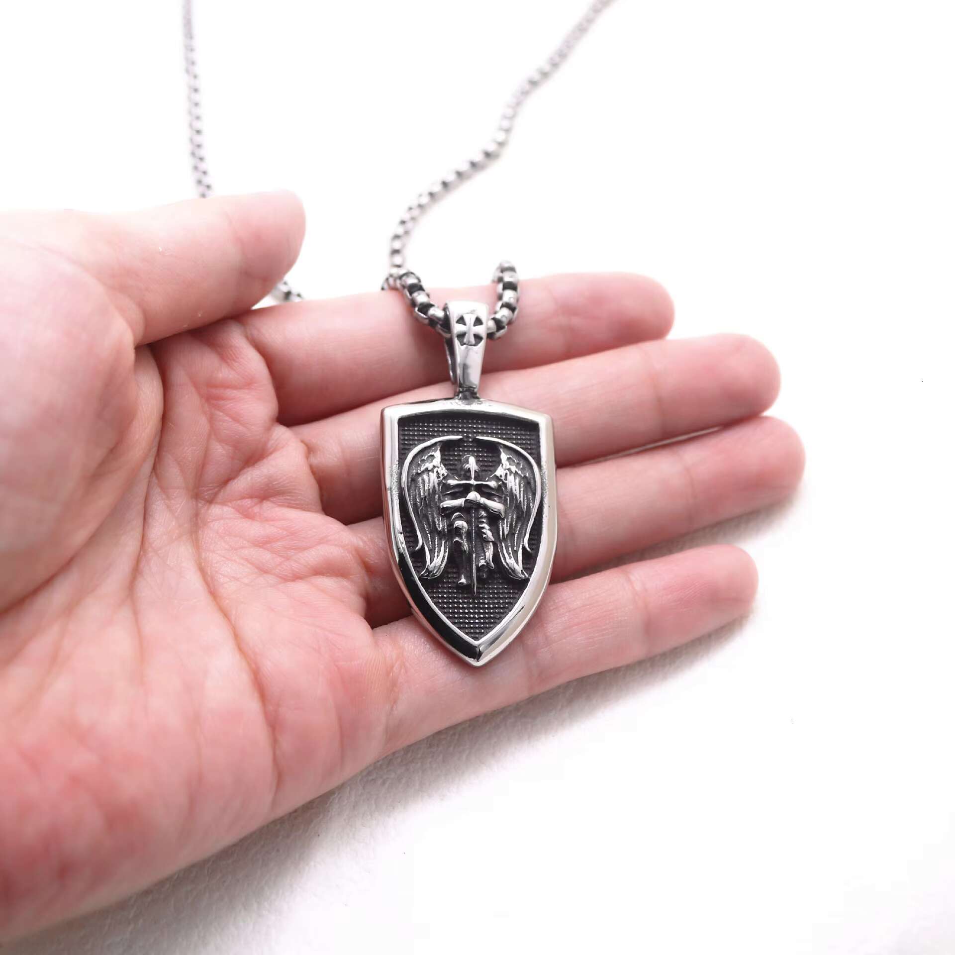 Punk Style Shield Tag Design Pendant Necklace Stainless Steel Guardian Knight Relief Pendant Jewelry for Men and Women
