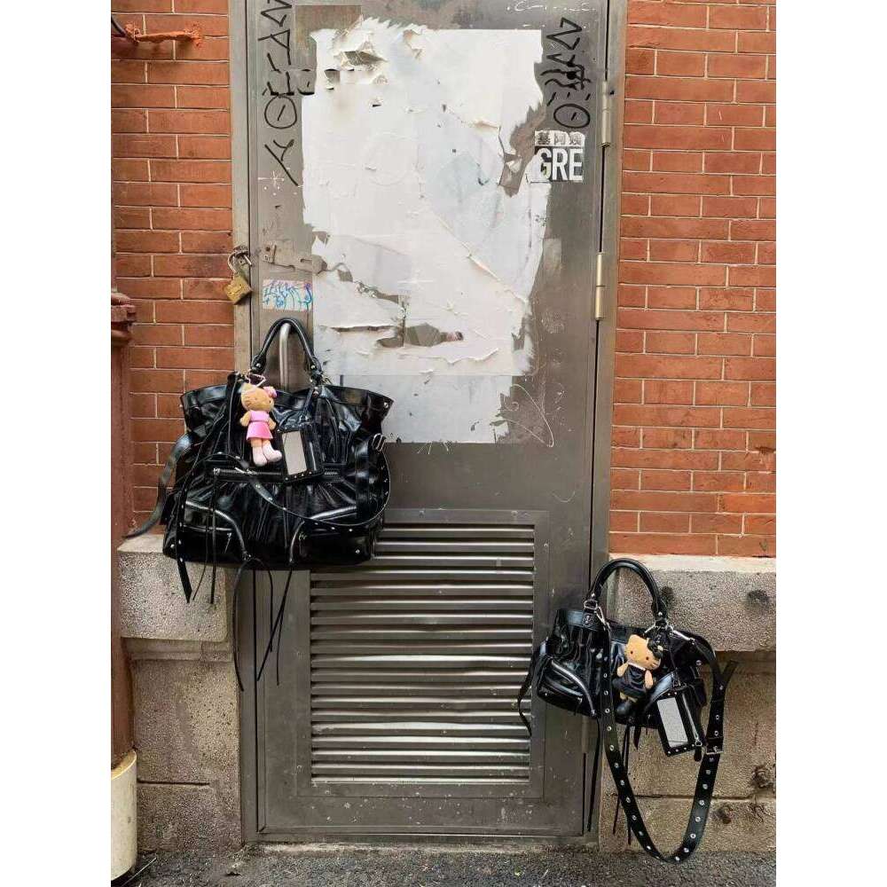 Trendy Brand Design Lazy Style Oil Wax Leather Motorcycle Handbag Large Capacity Commuter Tote Crossbody Bag for Women