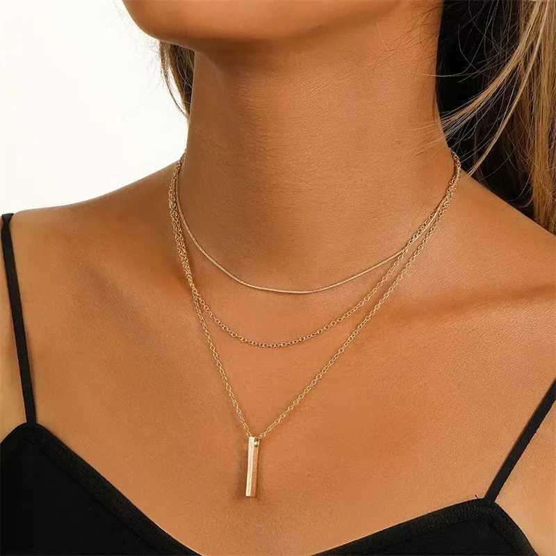 Vintage Layered Metal Bar Pendant Necklace for Women Daily Wear Gold Color Rectangle Clavicle Chain Collarbone Necklace Jewelry XJ250604