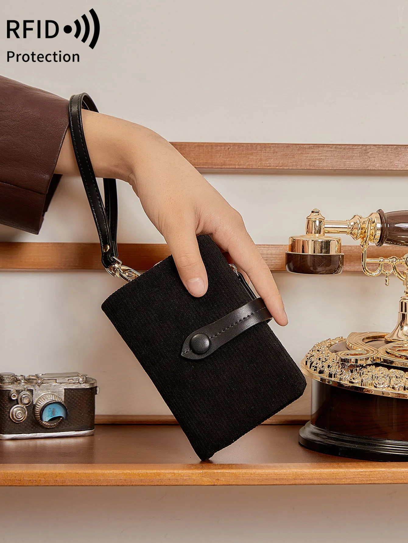 Solid Color Womens Trifold Wallet RFID Shielding Multifunctional Large Capacity Credit Card Bag with ID Window Short Coin Purse 250605