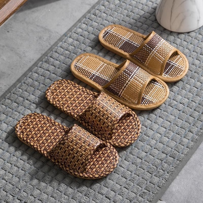 Designer Fashion Slippers Men's and Women's Sandals Popular Pool and Beach Flip-flops Women's Shoes Slippers and Sandals Flip-flops wit