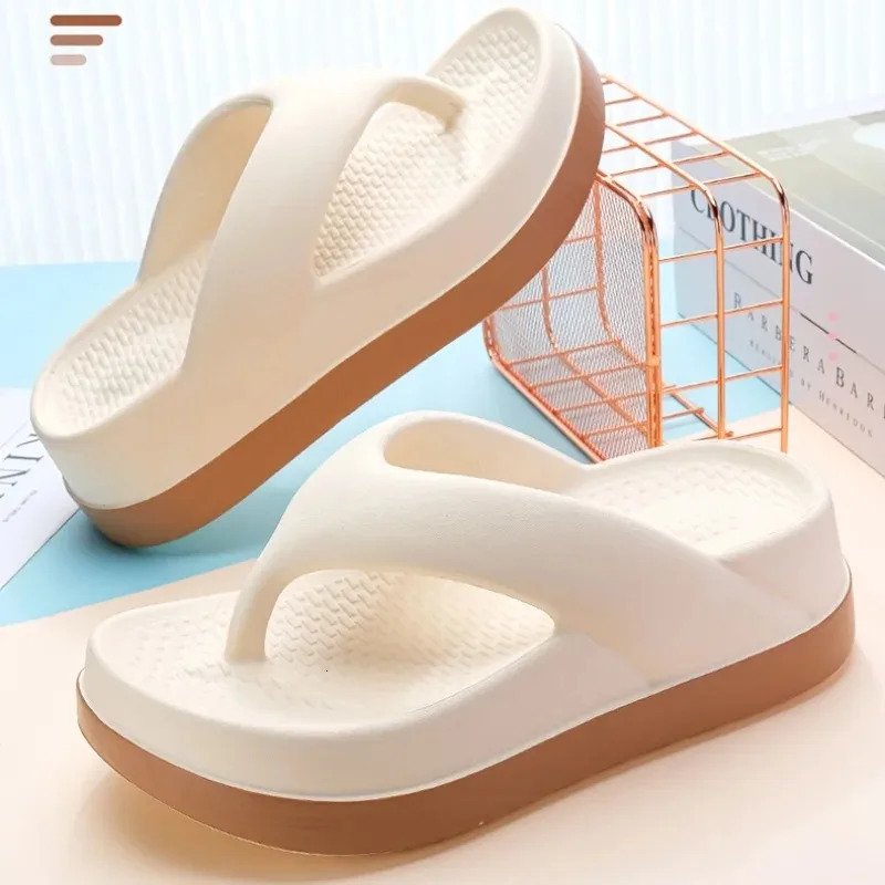 Woman flip flops Shoes 2024 trend Casual Platform Sandals non-slip Outdoor slippers Unique features Flat sandals 250605