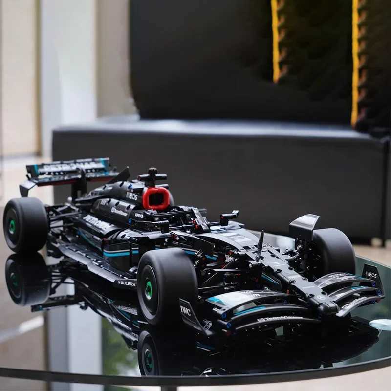Technical F1 Performance Race Car Building Blocks authentically Detailed Build and Display Model for Home or Office W250605