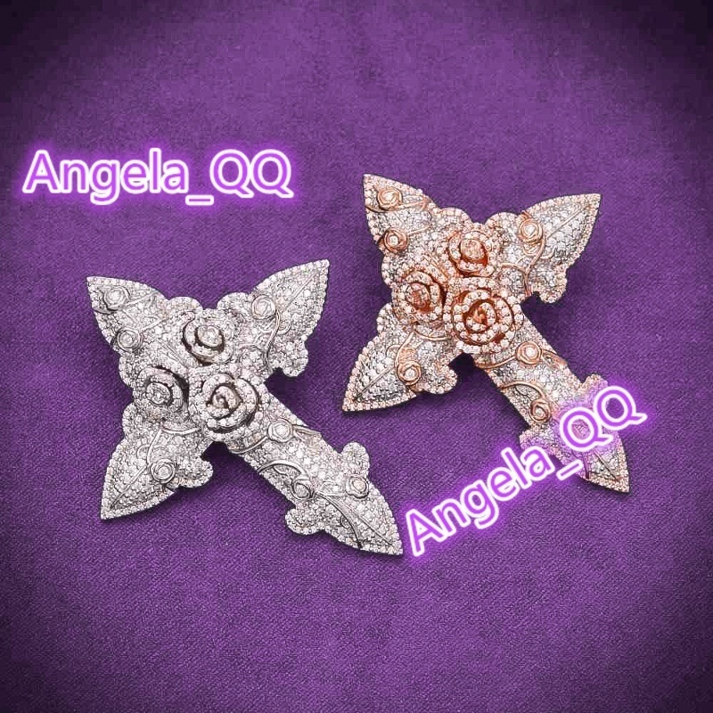 GRA D Color Moissanite Iced Out Mens Cluster Flower Rose Cross Pendant With 925 Sterling Silver