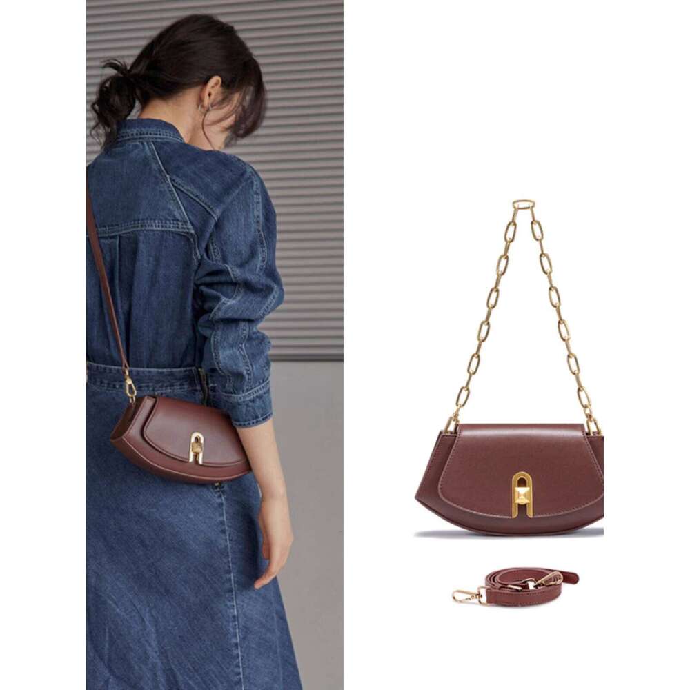 High-end Niche Design Brown Chain Underarm for Women 2025 New Commuter Shoulder Crossbody Saddle Bag
