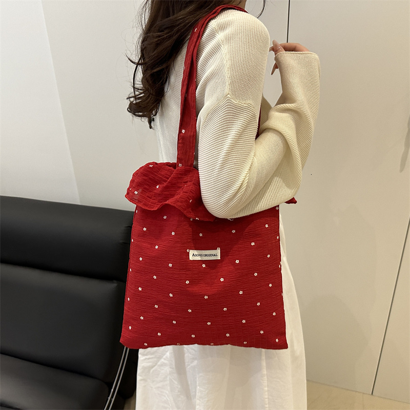 designer Niche Design Single Shoulder Bag Cute Women's Bag Spring New Fresh Sweet Fashion Large Capacity Class Tote Bag