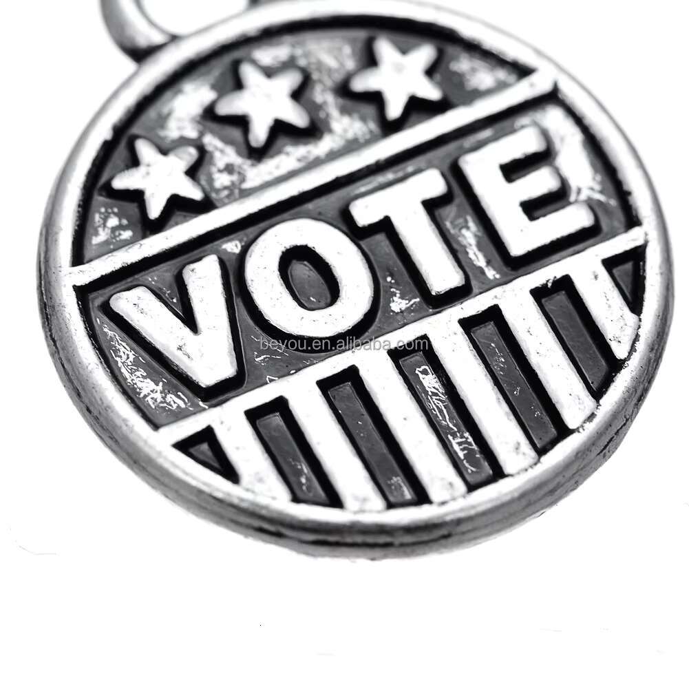 Punk Style Pendant Bling Alloy Necklace Fraternity Muscle Money Exaggerates Pendant Hip Hop Style Valentines Day Gift