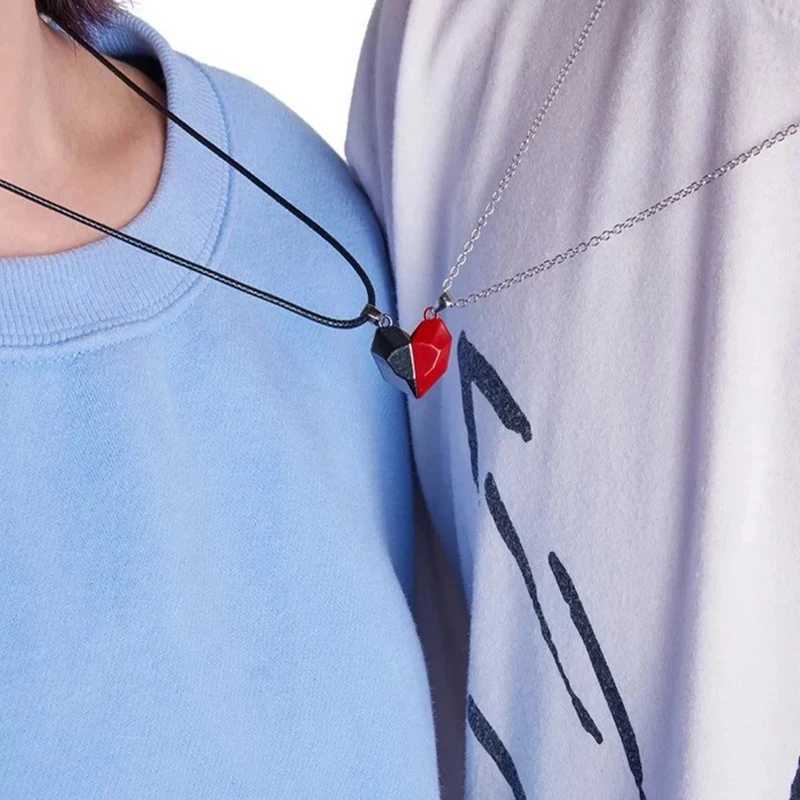 Good Simple Quality Couple Pendant Necklace Electrocardiogram Magnetic Heart Pendant Splicing Necklace Valentines Day Gift XJ250604