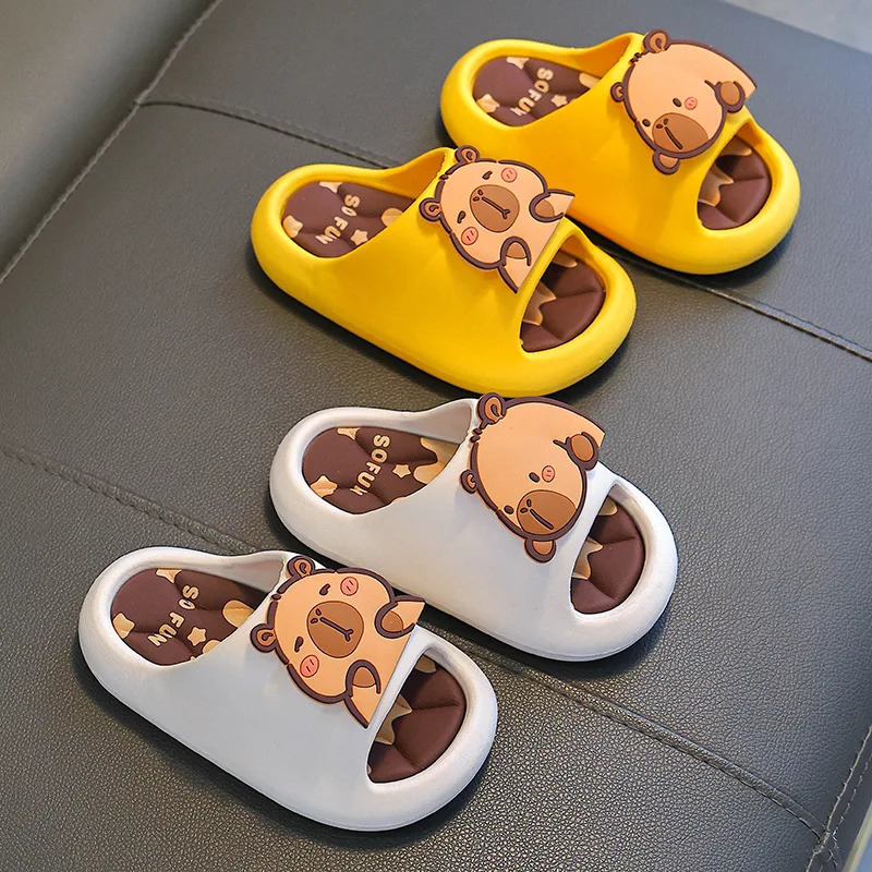 Capybara Summer Childrens Cool Slippers Summer Anti-Slip Cute Boys and Girls Living at Home Big Childrens Baby Slippers 250604