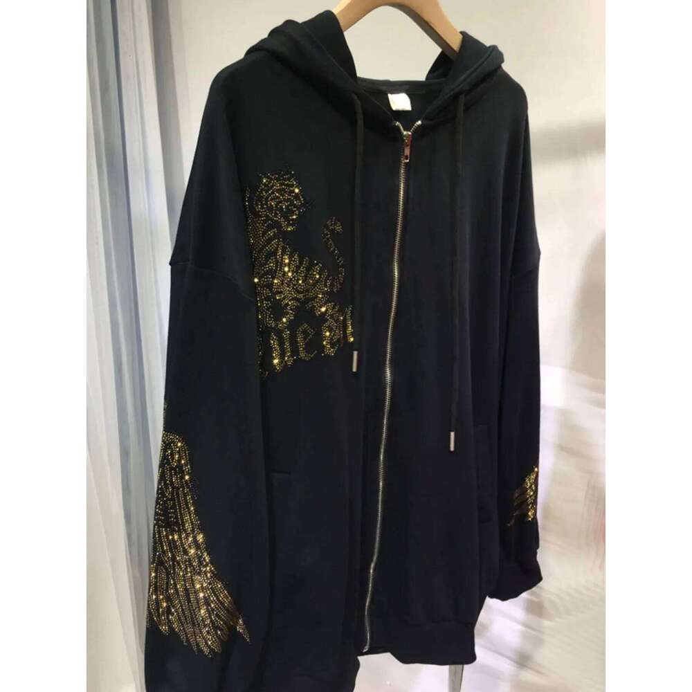 Plus Size Zip-Up Hoodie Tiger Rhinestones Graphic Top Jacket With Pocket for Women Oversized Hooded Sweatshirt Sparkling