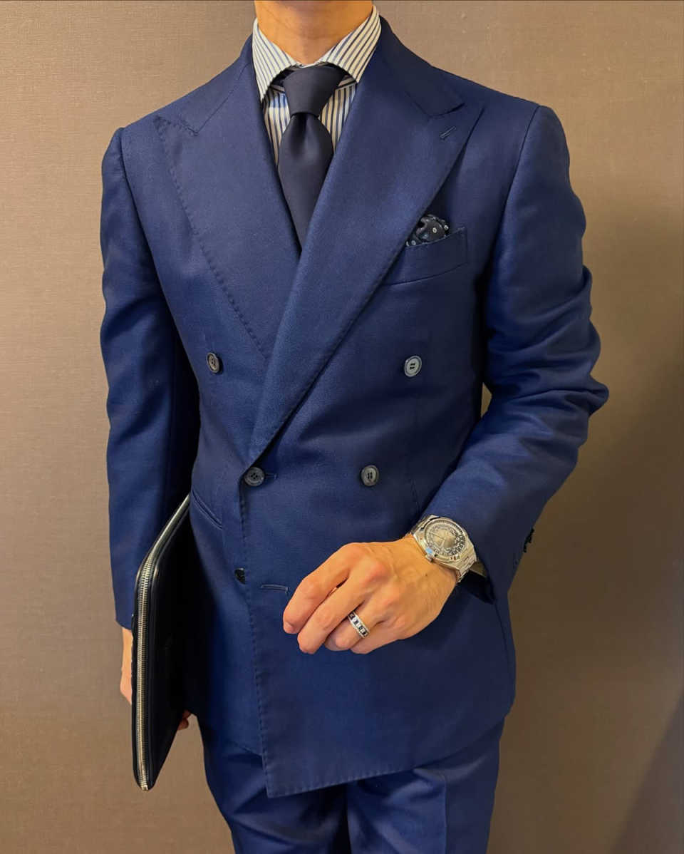 Classic Fit Blue Wedding Tuxedos 2 Piece Set Jacket Pants Peaked Lapel Men Suit Handsome Customized Groom Wear Party Suits