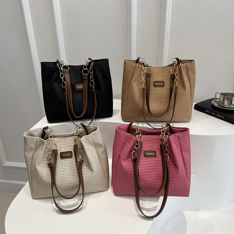 designer Fashion Casual Texture Niche Design Underarm Bag 2025 Spring Simple New Trendy Women's Shoulder Bag