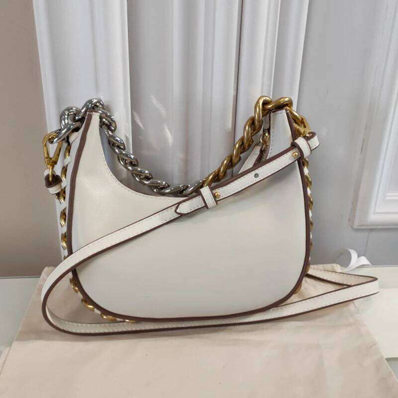 2025 Fashionable Single Shoulder Handbag Personalized Women's Large Chain Classic Casual Crossbody Bag Zipper Opening