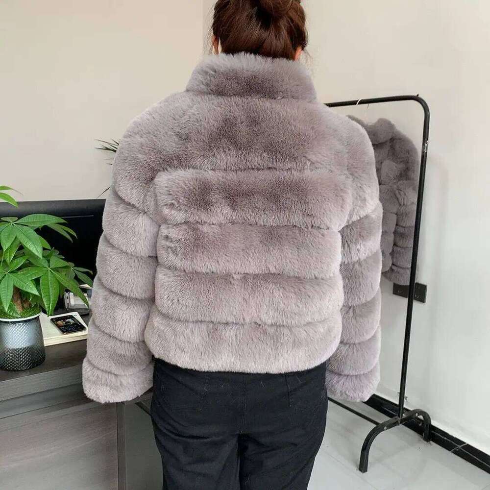 2024 new Fur coat women's winter fashion stand collar artificial high-quality warm Faux fur jacket women