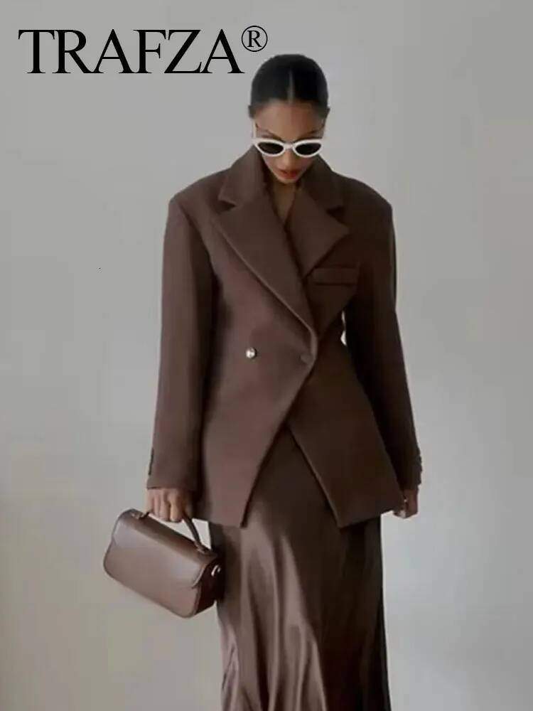 TRAFZA Women Elegant Solid Lapel Two Buttons Suit Jacket Fashion Long Sleeve Slim Short Coats 2025 New Casual Office Lady Blazer