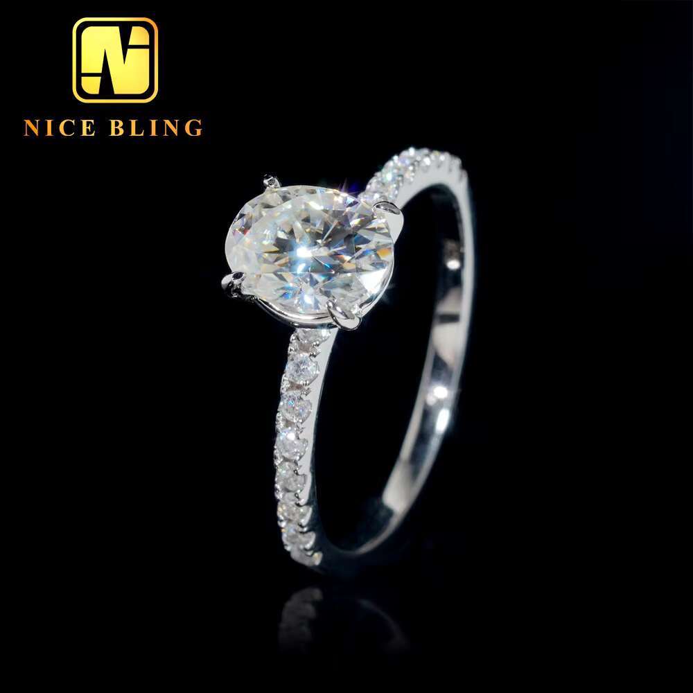Classic Fashion Jewelry 925 Sterling Silver Moissanite Oval Cut Wedding Rings Lab Diamonds Jewelry