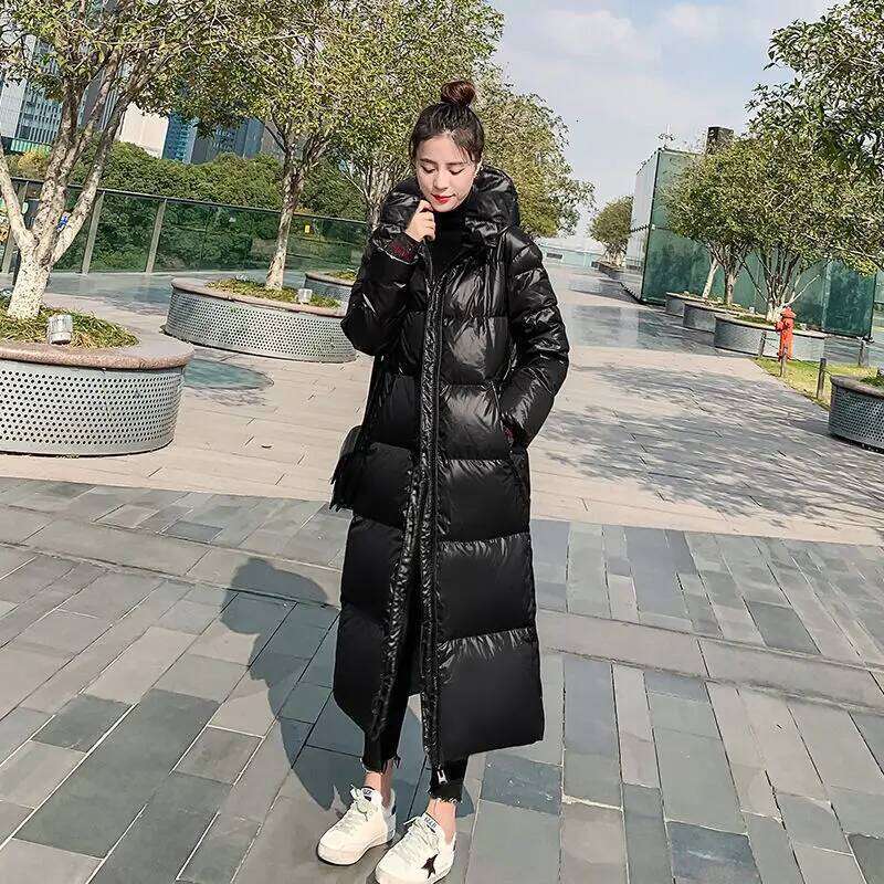 Coats Designer Women 2025 New Thicken Snow Parkas Fashion Windproof Glossy Down Cotton Hooded Women Jacket Winter Loose Long Coat 4Xl Ladies Outwear D