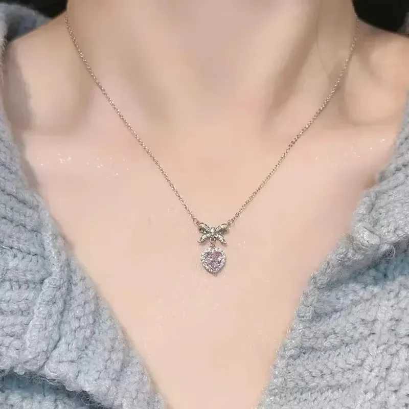 Cute Sweet Pink Bow Necklace Ladies Fashion Sparkling Rhinestone Heart Shape Pendant Clavicle Chain Delicate Wedding Accessories XJ250604