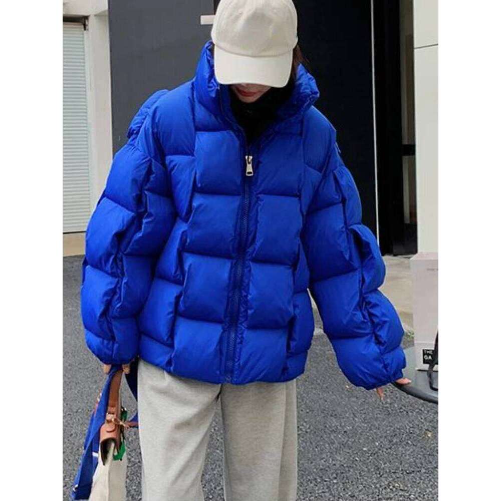 Coats Designer Women For Women Three-Dimensional Plaid Woven Fashion Coat Solid High Street Warm And Thick 2023 Winter New Down Jacket Designer