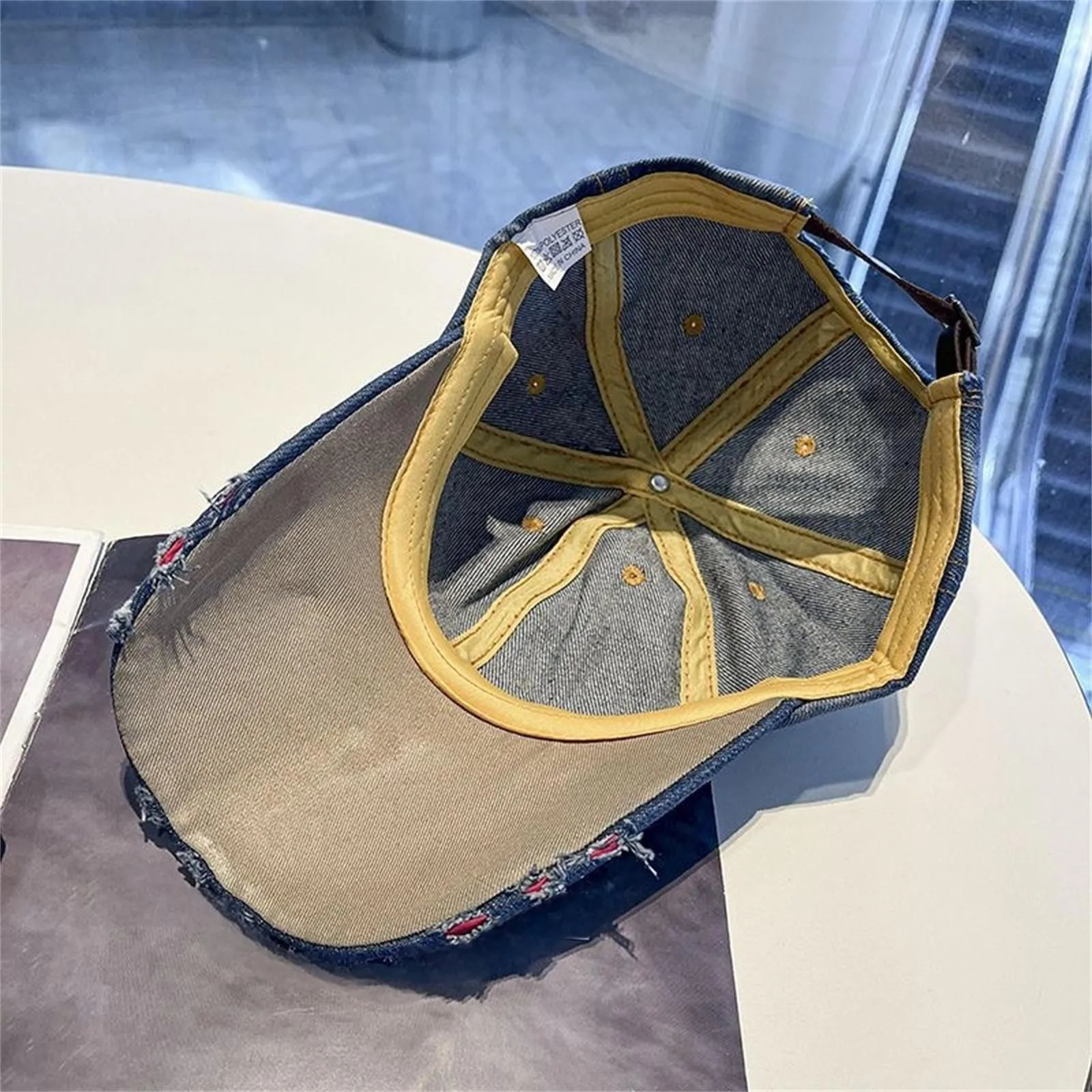 2025 Summer WomenS Denim Diamond Baseball Cap Casual Fashion Duckbill Cap Sun Hat Strap Adjustable 250603