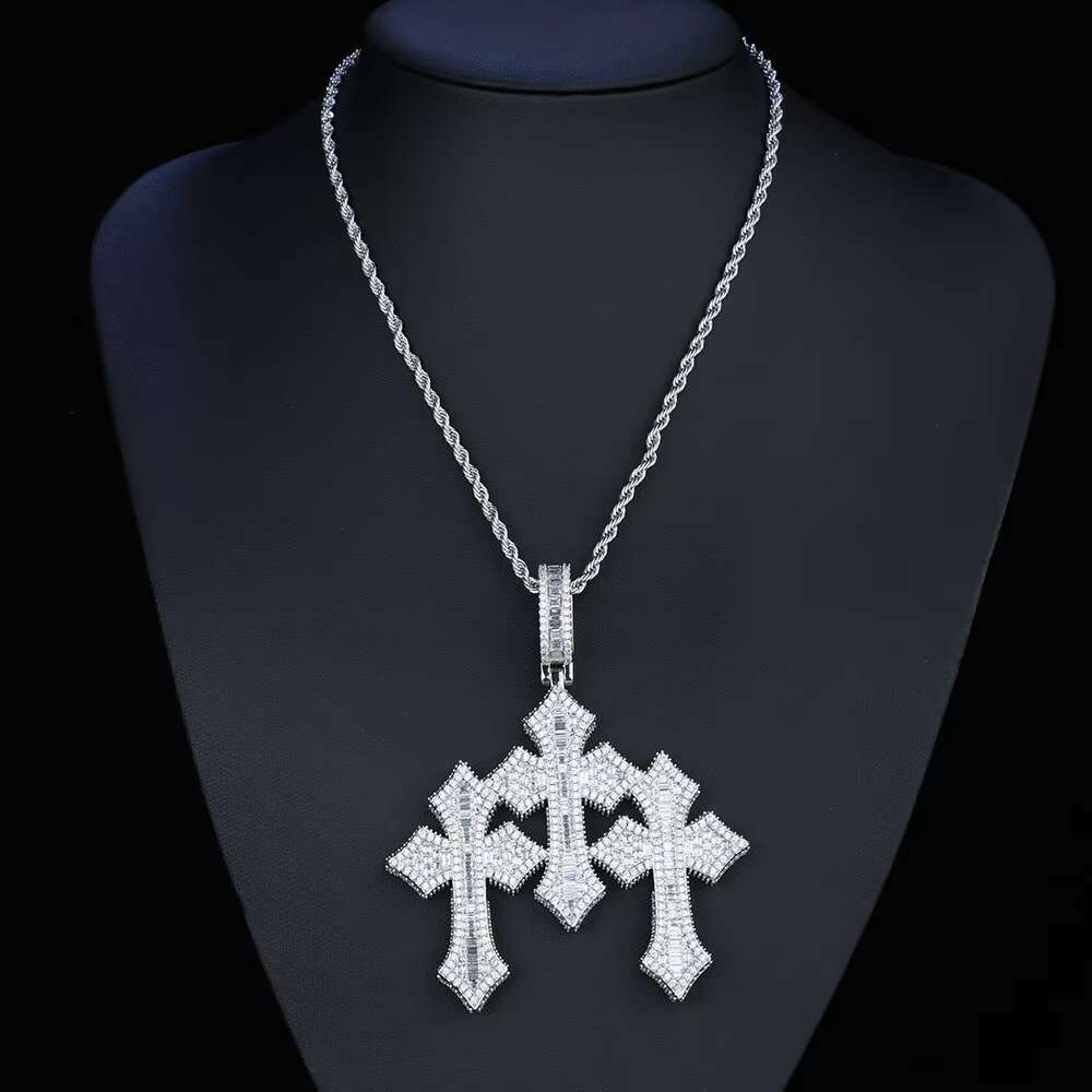 Iced Out Hip Hop Jewelry Crystal Custom Three Cross Pendant Big Size Shiny Baguette Diamond Charm Cross Pendant