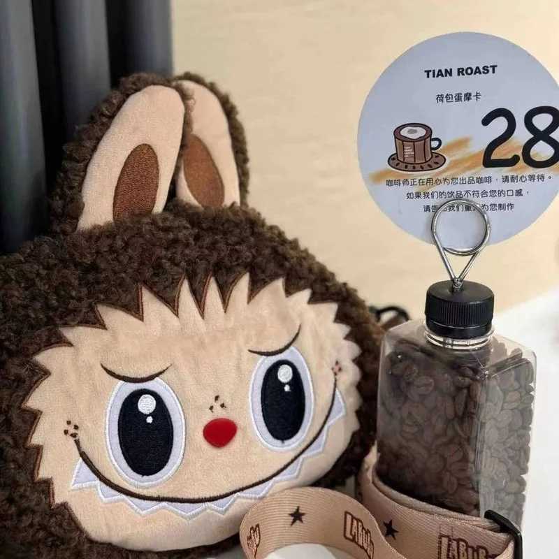 Pop Labubu Mart Urban Amusement Park Limited Edition Carto Cute S Plush Fur Large Capacity Crossbody Fem Bag