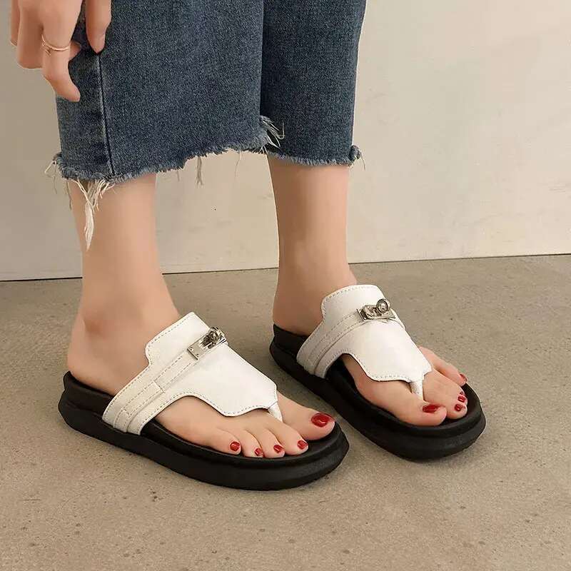 free shipping 2025 new Slippers designer sandals for womens Platform fashion ladies sliders shoes casual Flip-flop Slipper woman outdoor