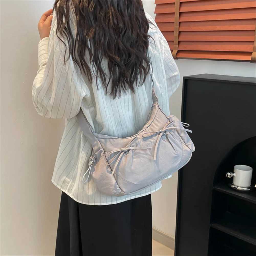 Bow Purse Casual Crossbody Bag Lightweight Stylish Shoulder Bag Crescent Bag for Women XJ250605